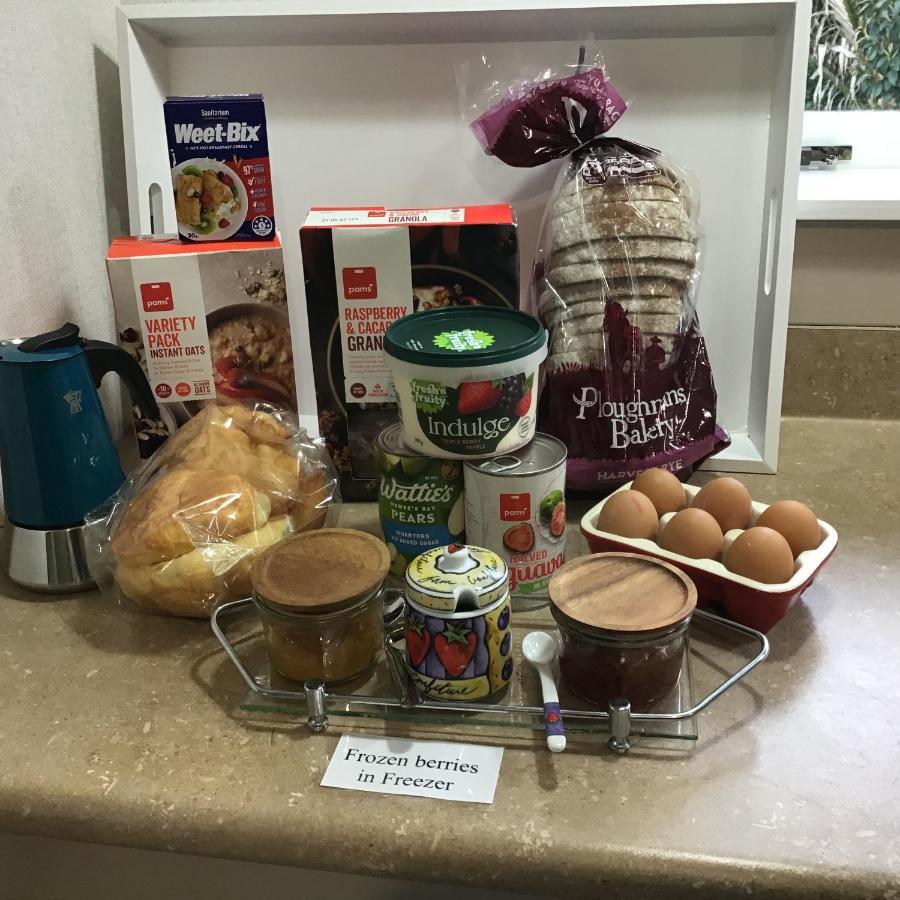 The Ambers Villa Thames Ngoại thất bức ảnh